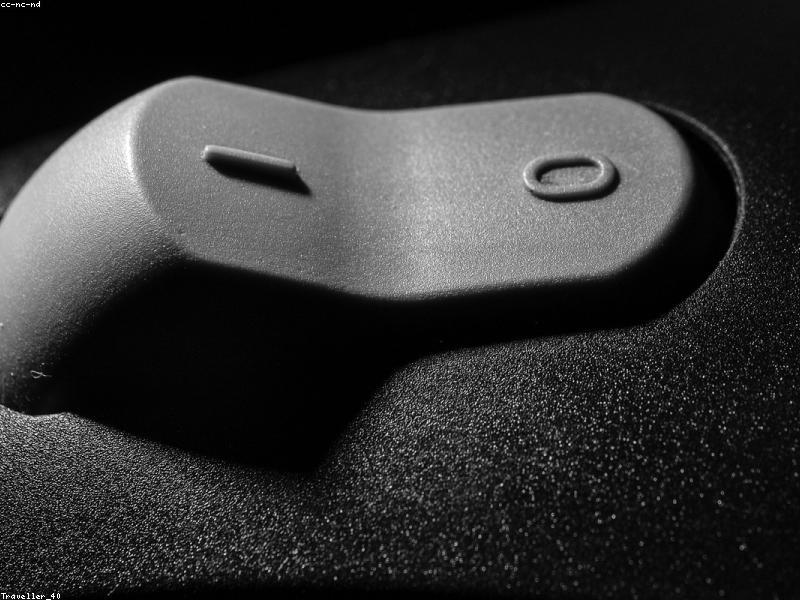 Electric kettle for boiling water